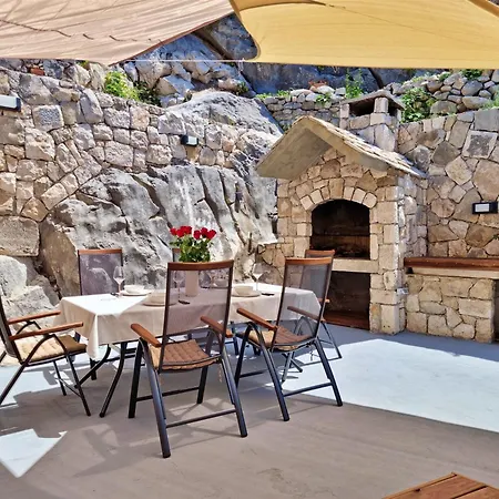 Apartamento Vise - Old Town Center, Stone Terrace Omiš